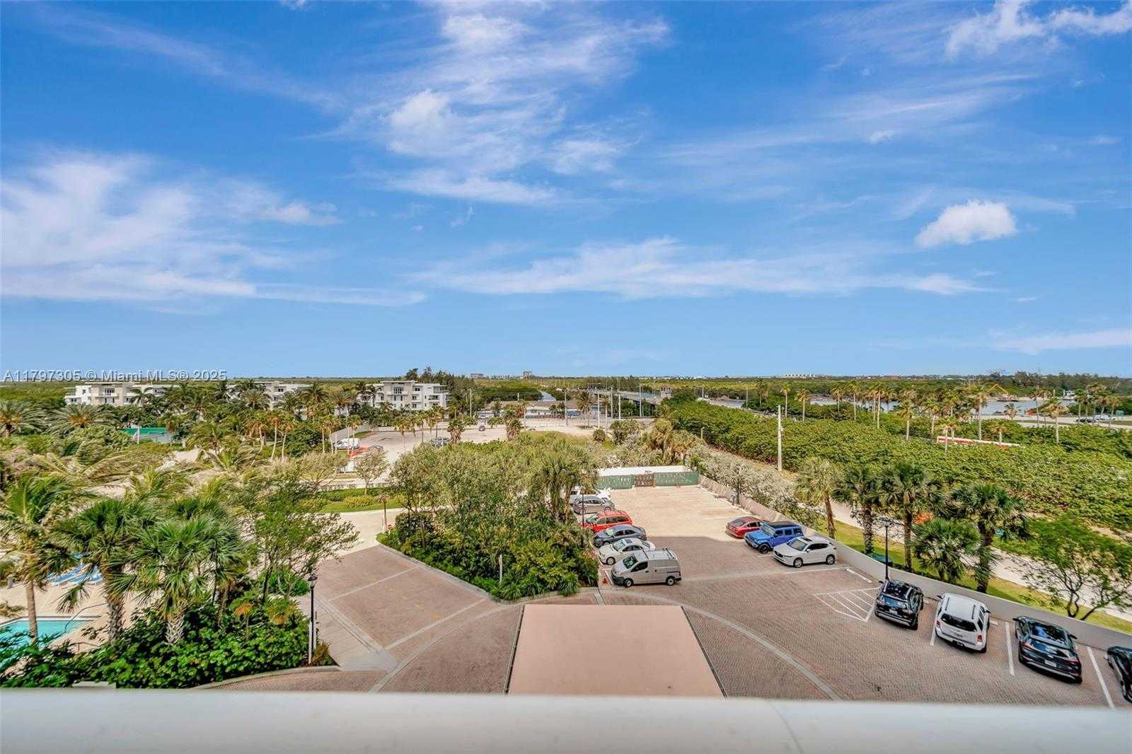 Small Image of 6051 NORTH OCEAN DR #603, Hollywood Number 25
