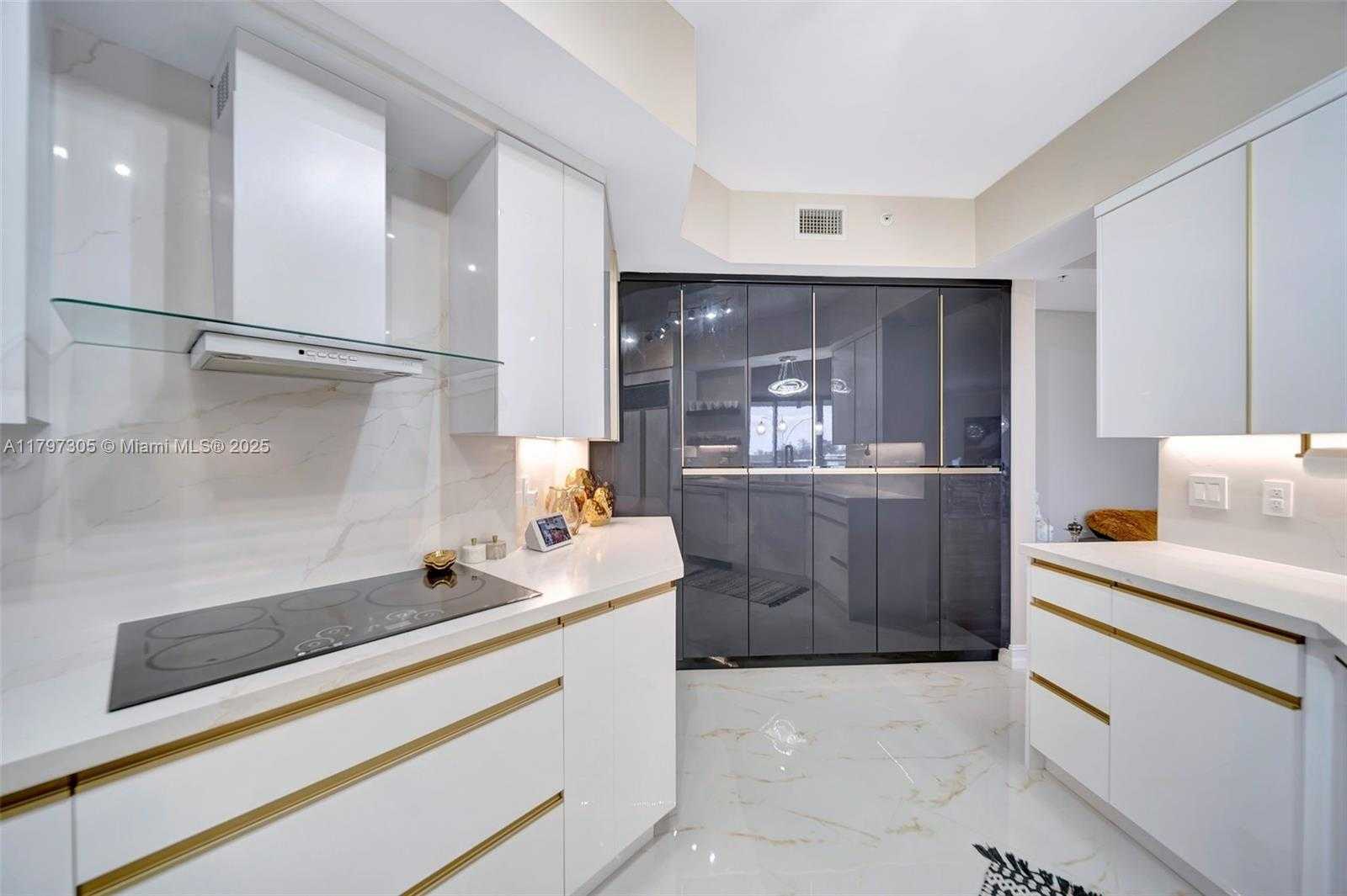 Small Image of 6051 NORTH OCEAN DR #603, Hollywood Number 8