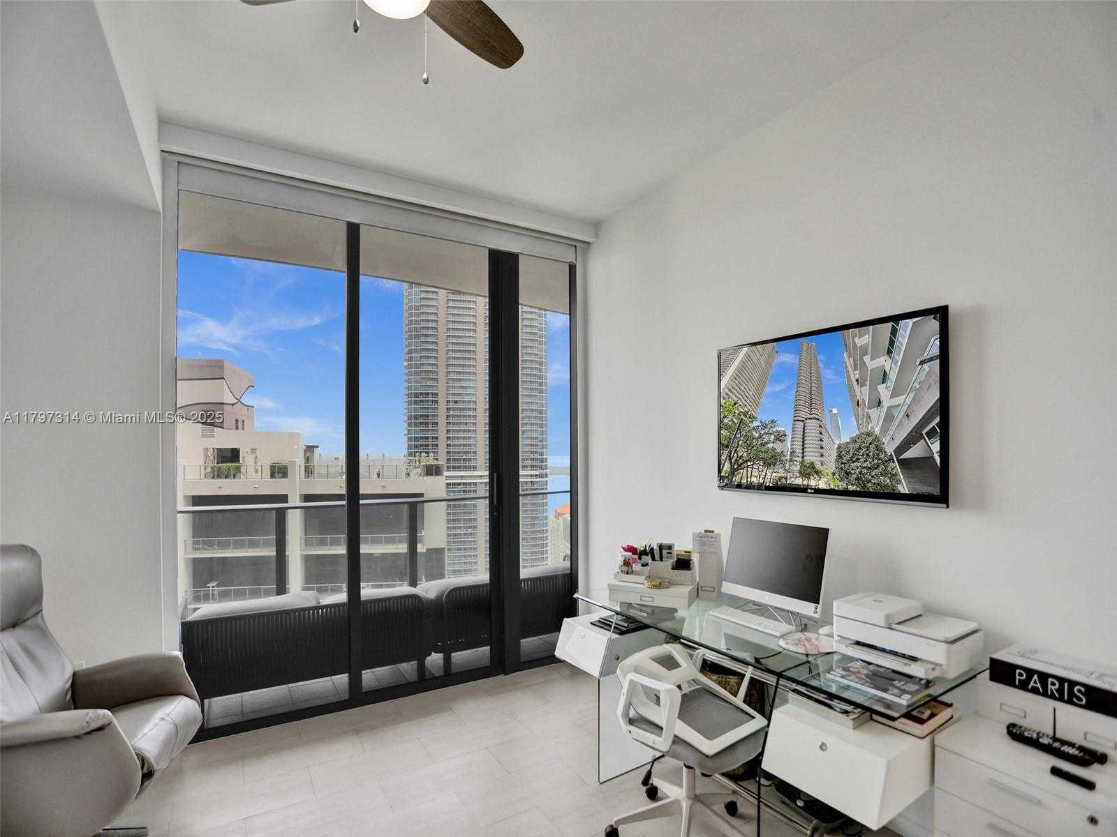 Small Image of 1000 BRICKELL PLZ #PH5103, Miami Number 27
