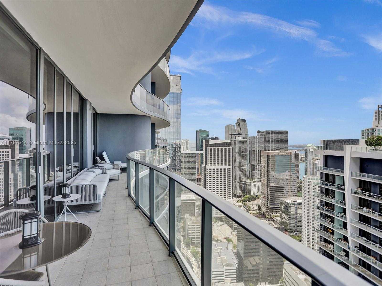 Small Image of 1000 BRICKELL PLZ #PH5103, Miami Number 30