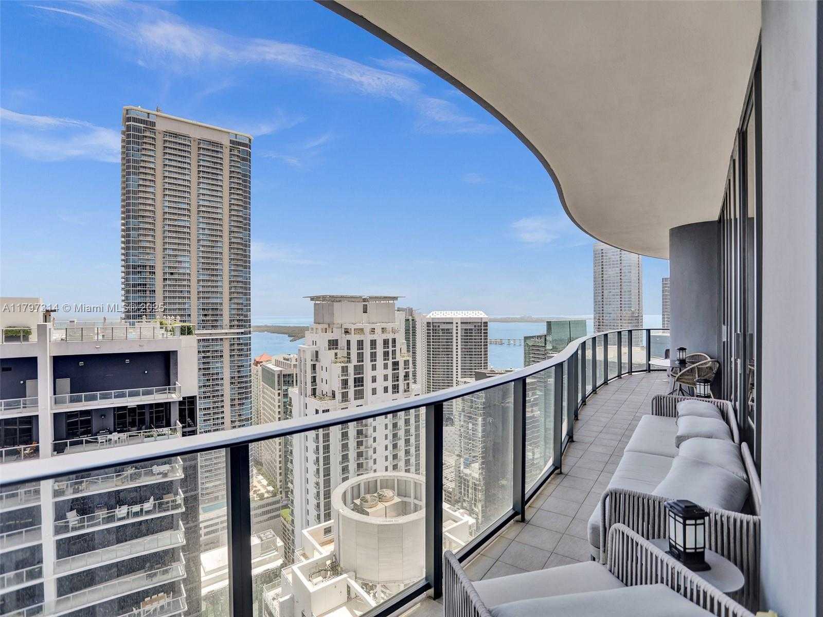Small Image of 1000 BRICKELL PLZ #PH5103, Miami Number 31