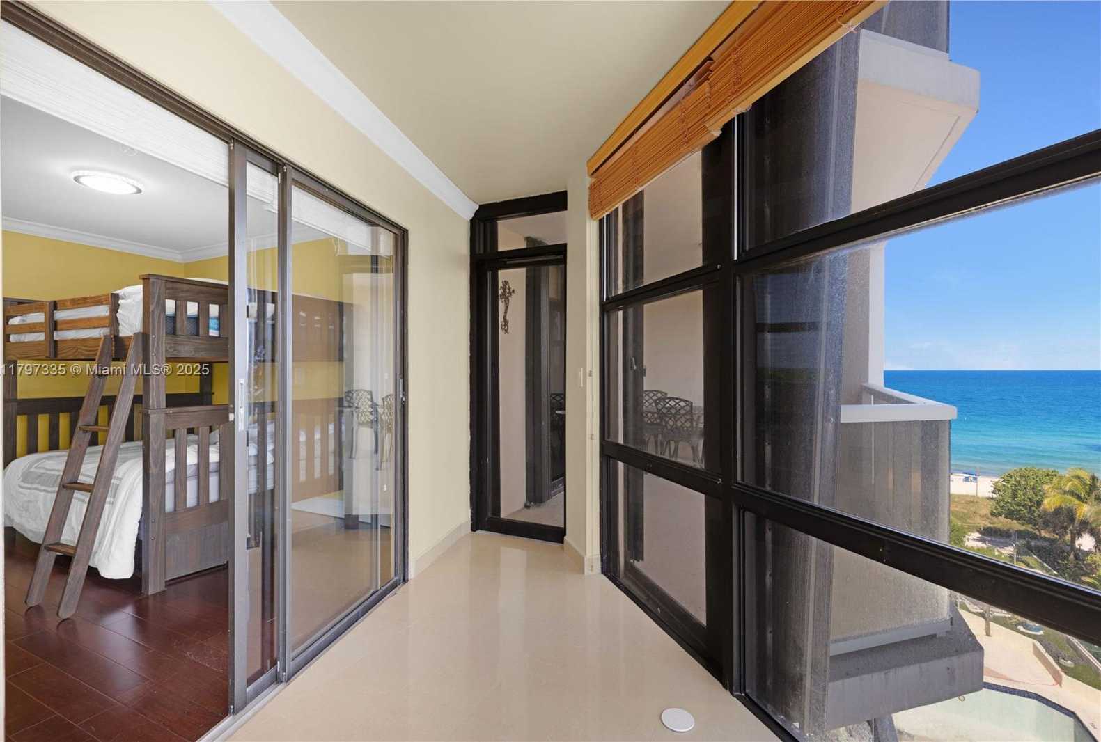 Small Image of 6423 COLLINS AVE #703, Miami Beach Number 22