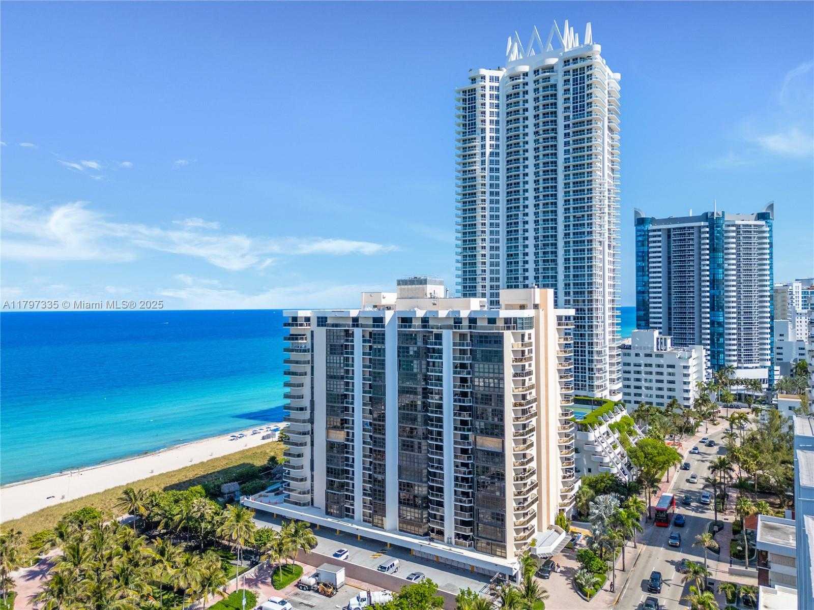 Small Image of 6423 COLLINS AVE #703, Miami Beach Number 5