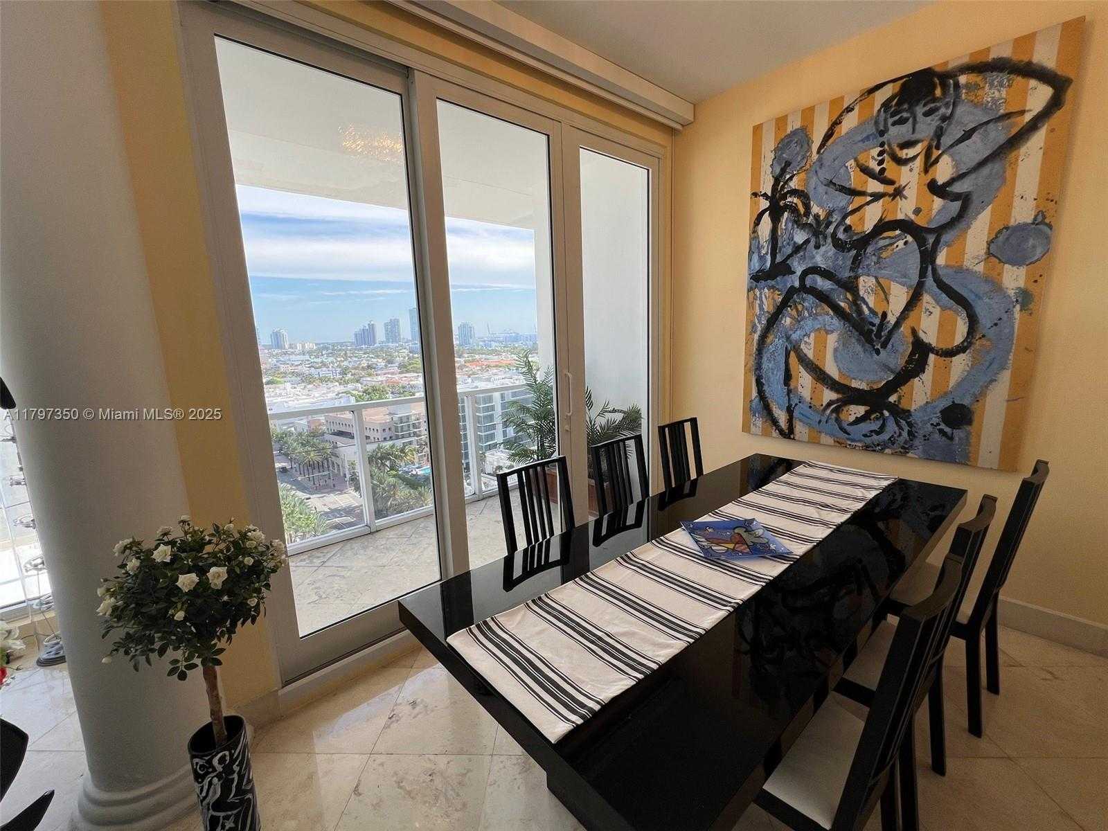 Small Image of 100 LINCOLN RD #PH12, Miami Beach Number 12