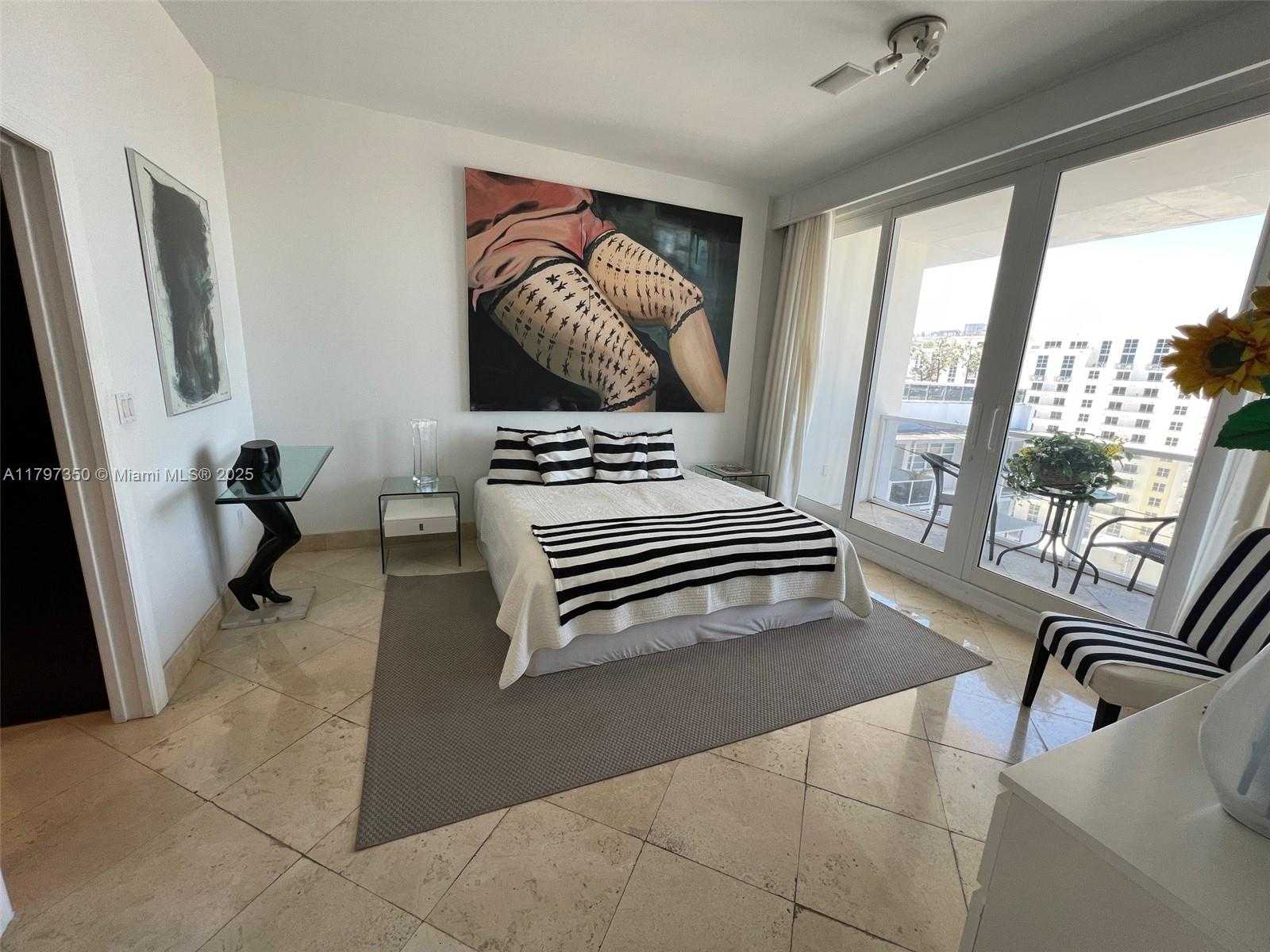 Small Image of 100 LINCOLN RD #PH12, Miami Beach Number 16
