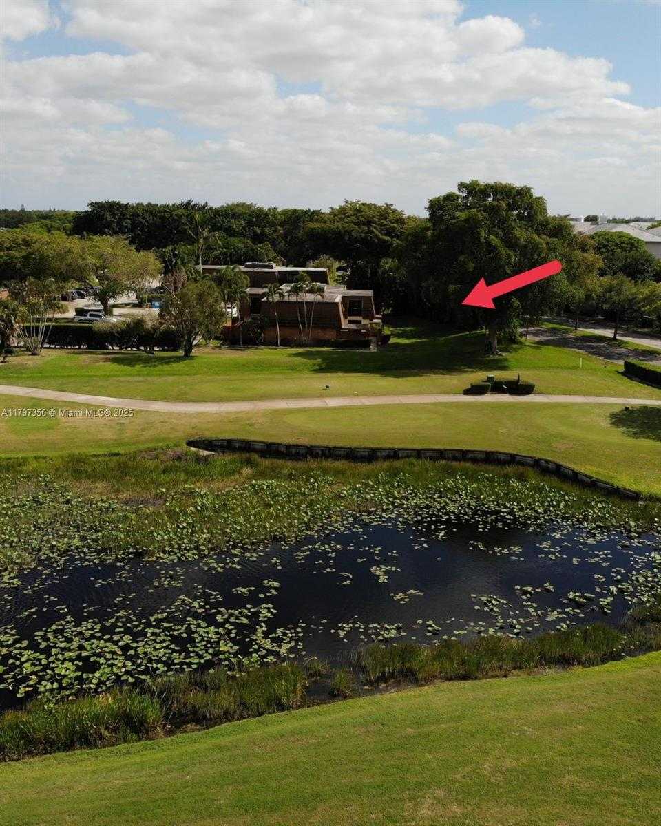 Small Image of 9136 SW 20th Pl, Davie, FL 33324, USA Number 49