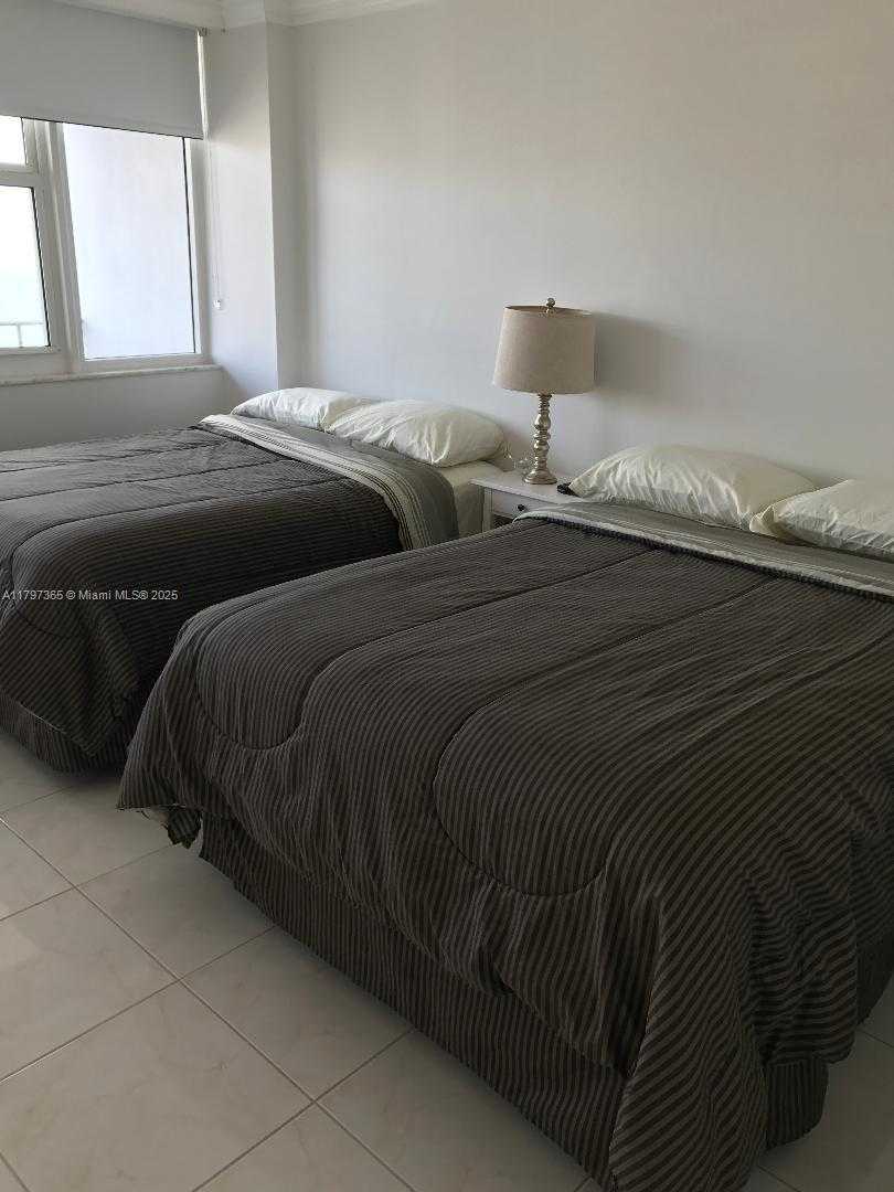 Small Image of 2030 SOUTH OCEAN DR #2223, Hallandale Beach Number 21
