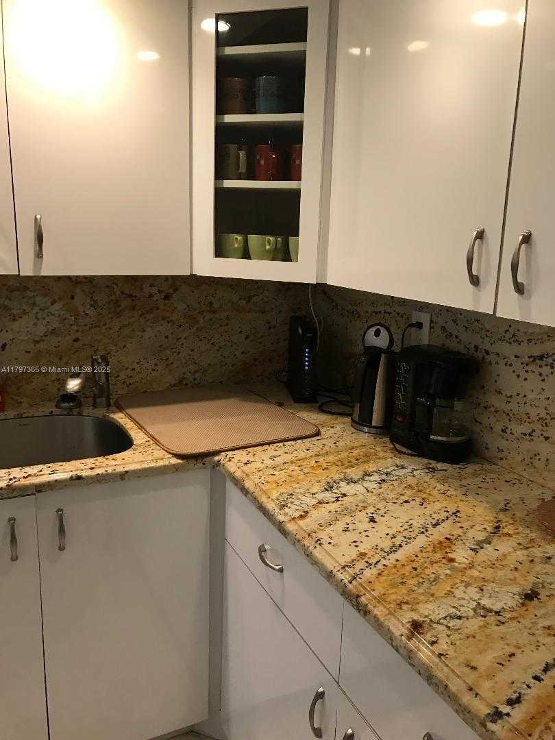 Small Image of 2030 SOUTH OCEAN DR #2223, Hallandale Beach Number 29