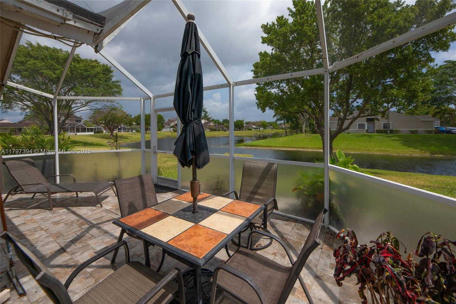 Small Image of 1248 WEST LAKES DR, Deerfield Beach Number 14