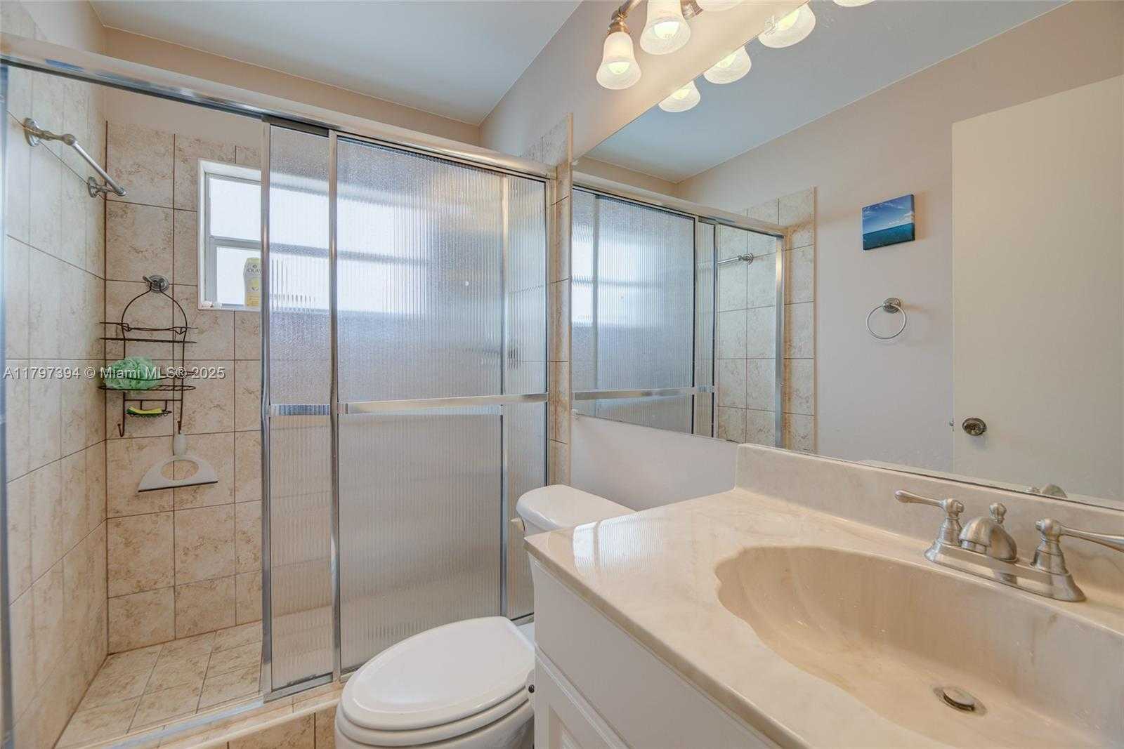 Small Image of 1248 WEST LAKES DR, Deerfield Beach Number 23