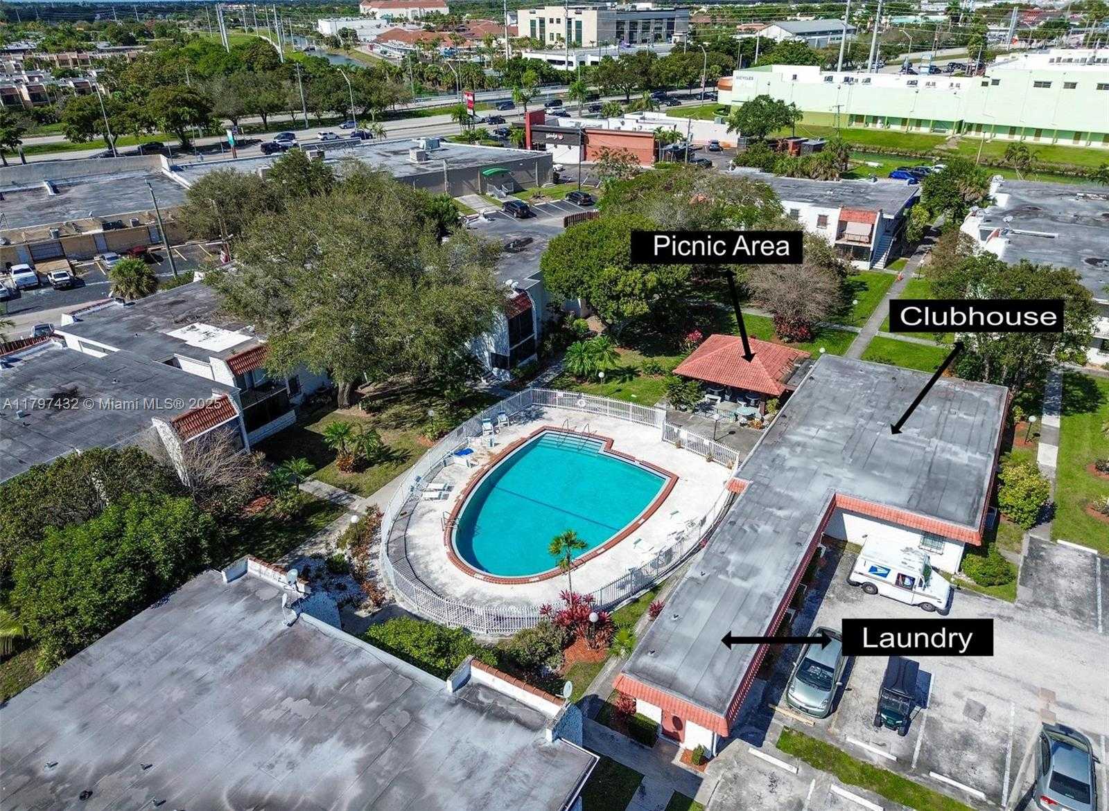 Small Image of 8701 SOUTH WEST 141ST ST #K1, Palmetto Bay Number 30
