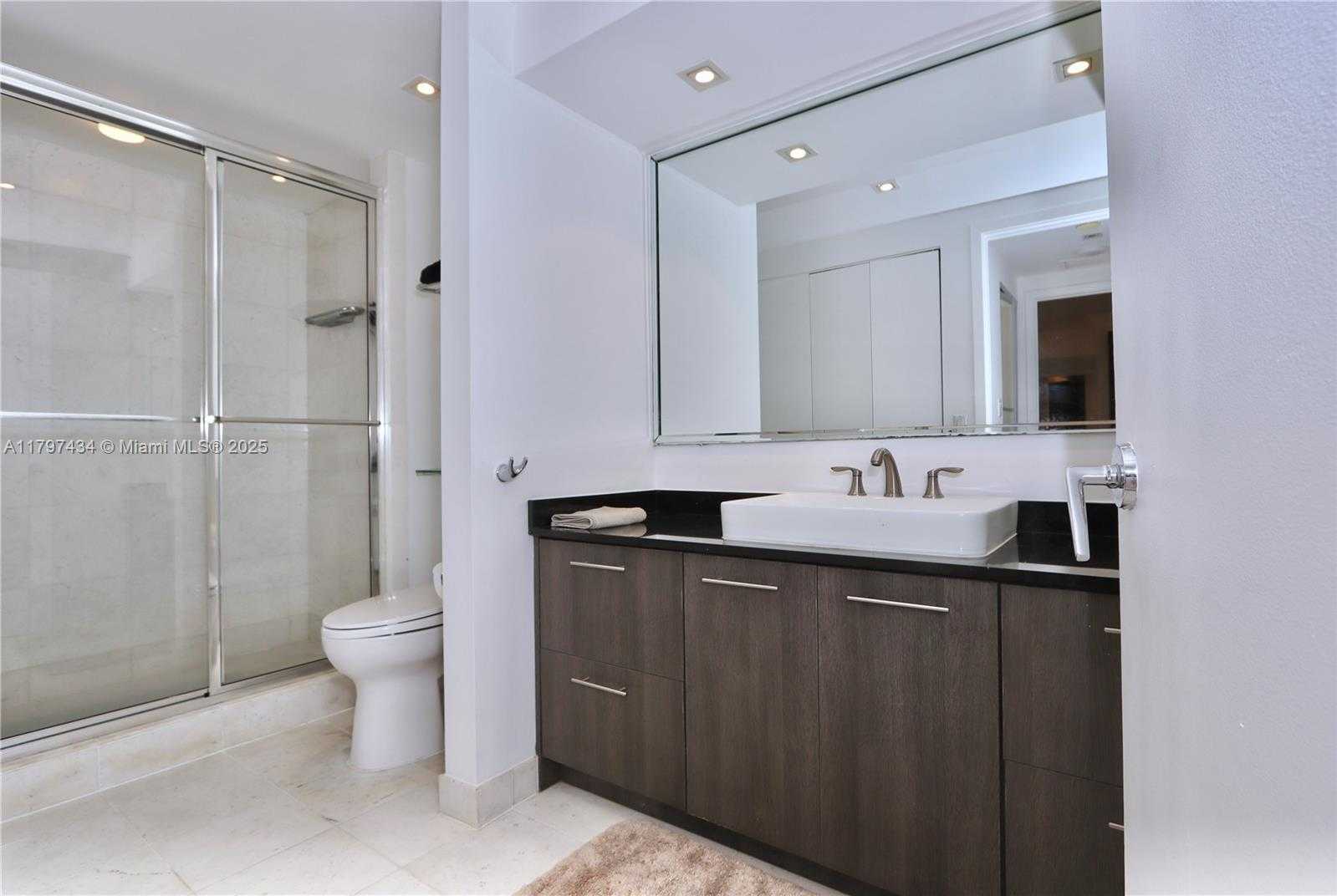 Small Image of 2800 ISLAND BLVD #703, Aventura Number 15