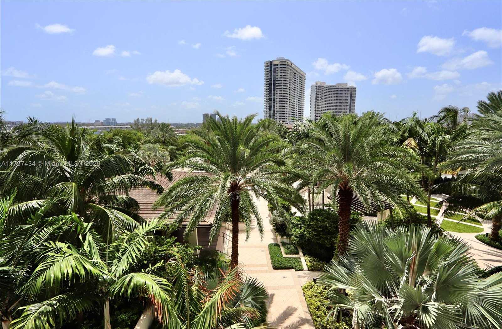Small Image of 2800 ISLAND BLVD #703, Aventura Number 19