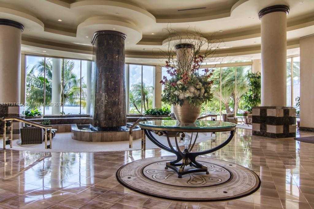 Small Image of 2800 ISLAND BLVD #703, Aventura Number 20