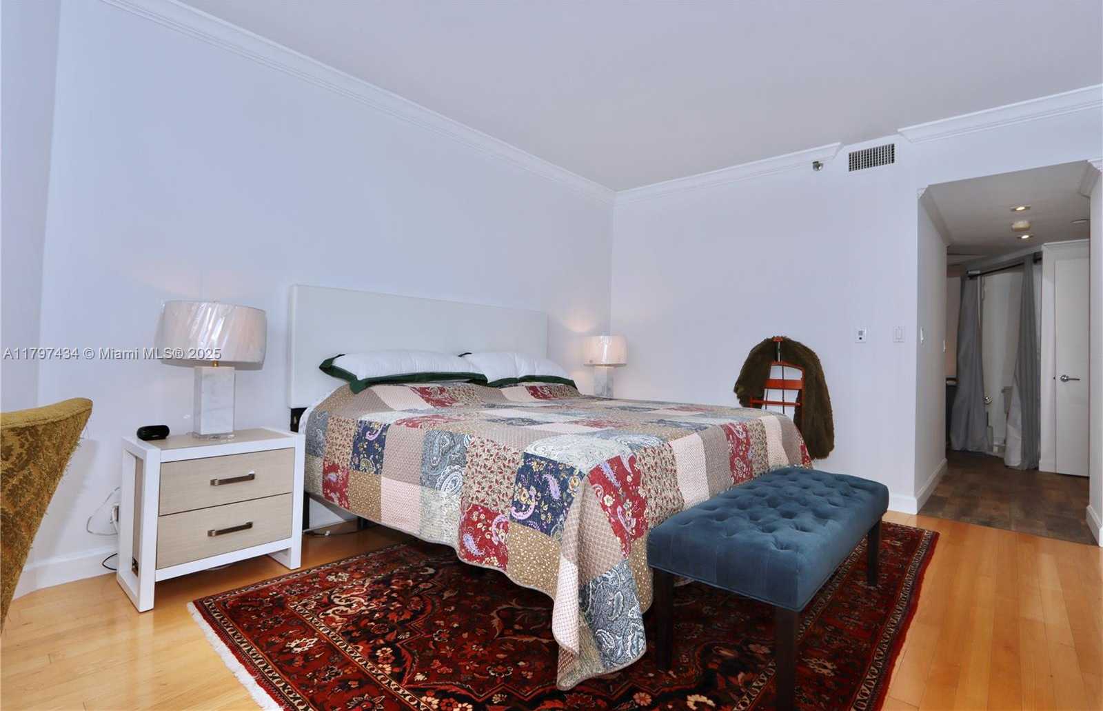 Small Image of 2800 ISLAND BLVD #703, Aventura Number 9