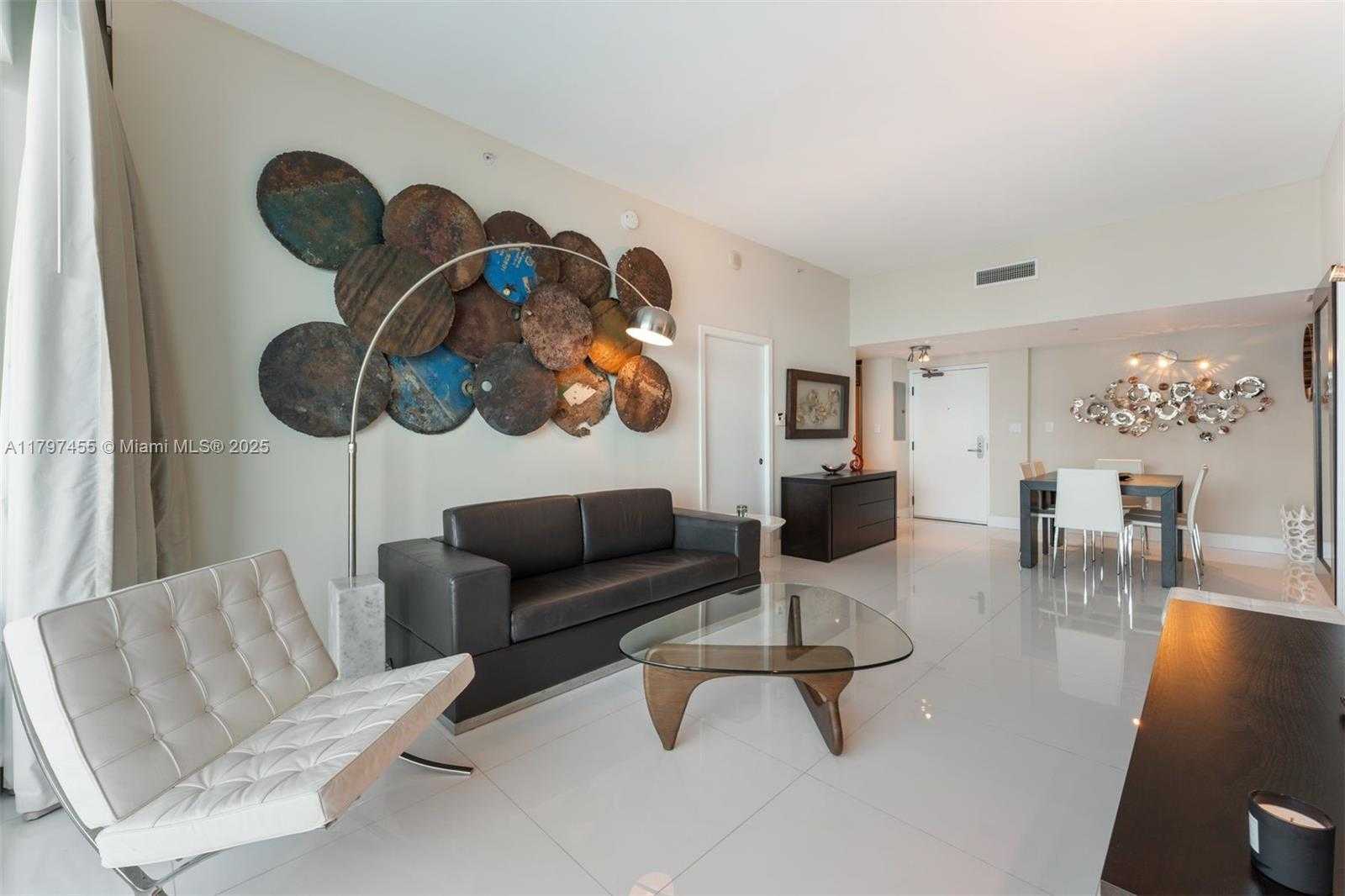 Small Image of 6801 COLLINS AVE #PH10, Miami Beach Number 9