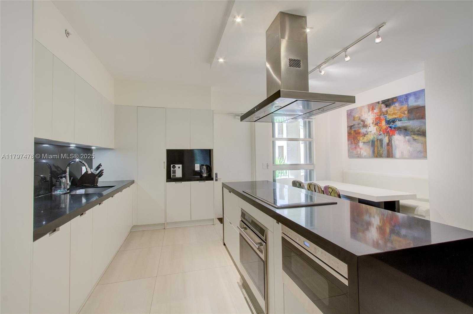 Small Image of 701 CRANDON BLVD #402, Key Biscayne Number 6