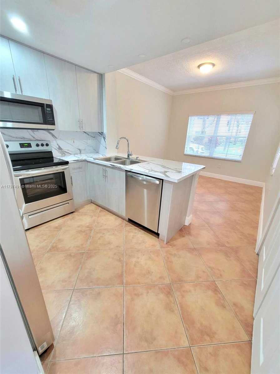 Small Image of 8551 NORTH WEST 141ST TER #301, Miami Lakes Number 9