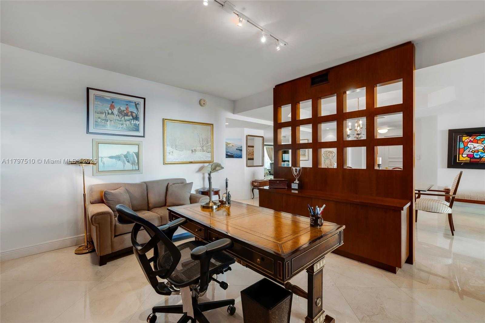 Small Image of 19955 NORTH EAST 38TH CT #2204, Aventura Number 16