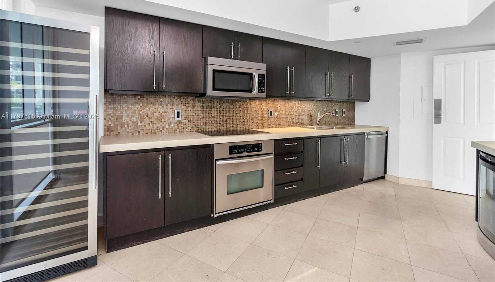 Small Image of 2127 BRICKELL AVE #505, Miami Number 10