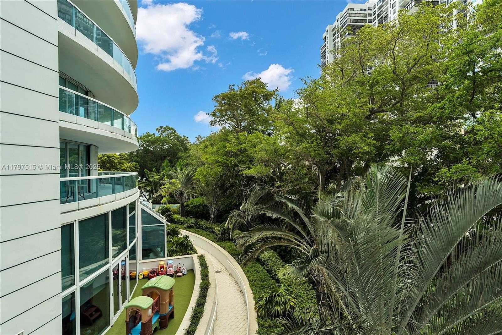 Small Image of 2127 BRICKELL AVE #505, Miami Number 25