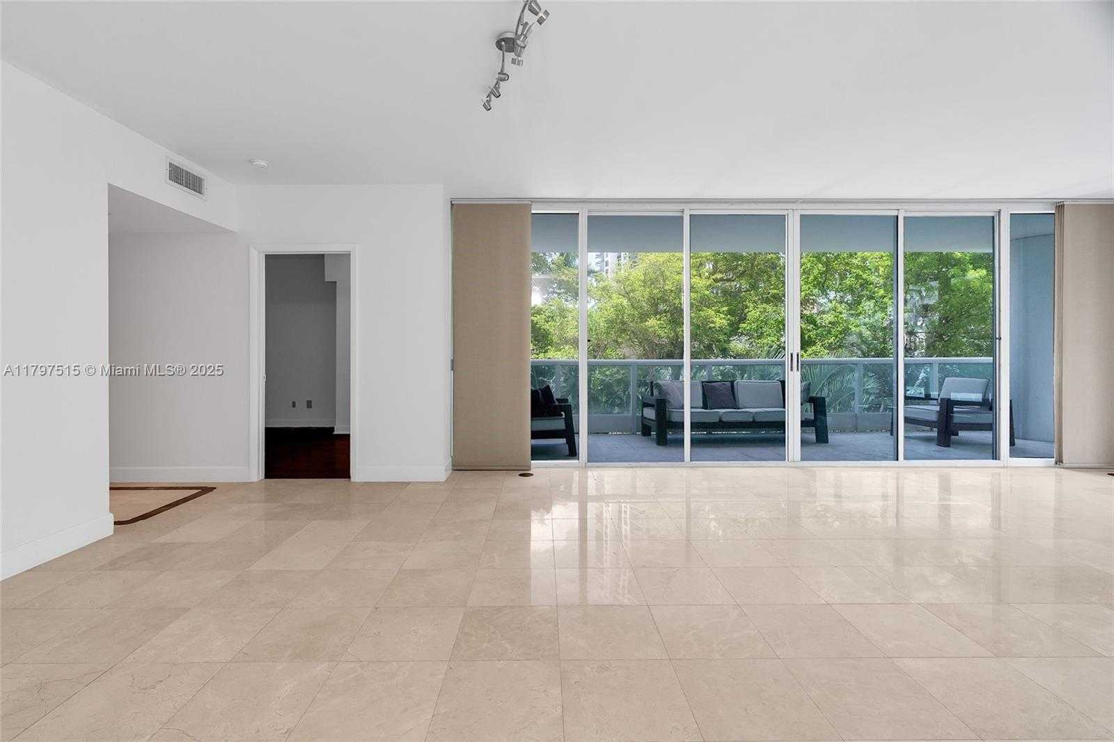 Small Image of 2127 BRICKELL AVE #505, Miami Number 5