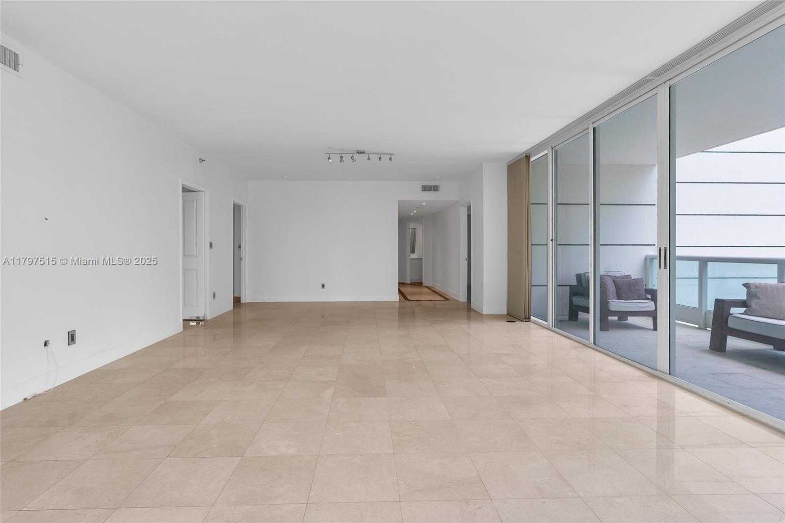 Small Image of 2127 BRICKELL AVE #505, Miami Number 6