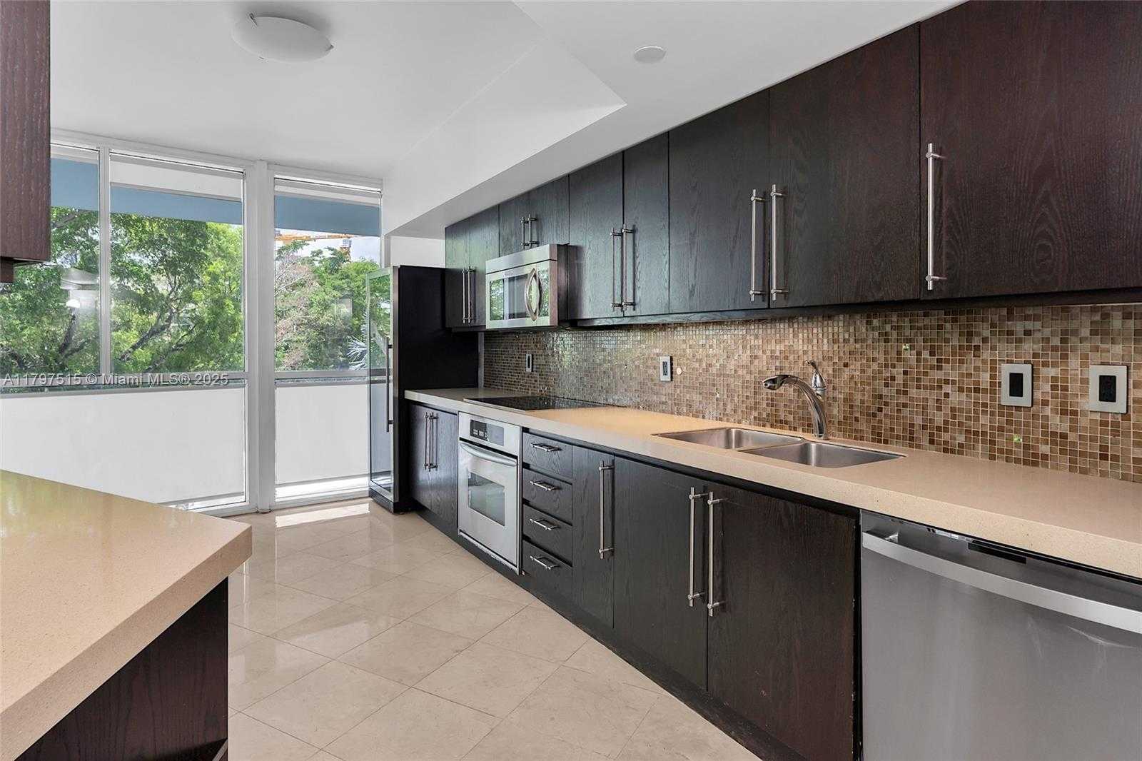 Small Image of 2127 BRICKELL AVE #505, Miami Number 8