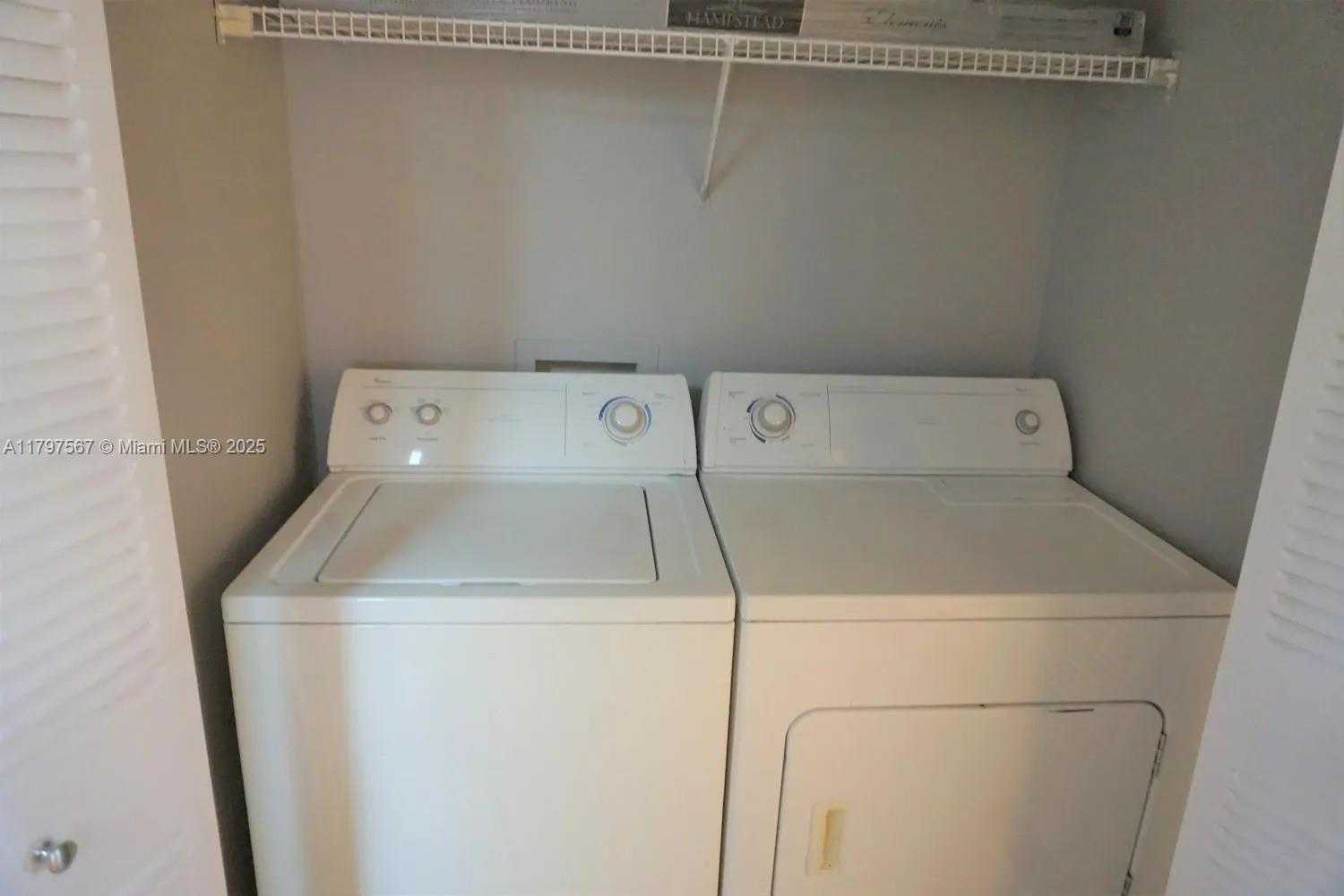Small Image of 1722 Meadows Cir W, Boynton Beach, FL 33436, USA Number 11