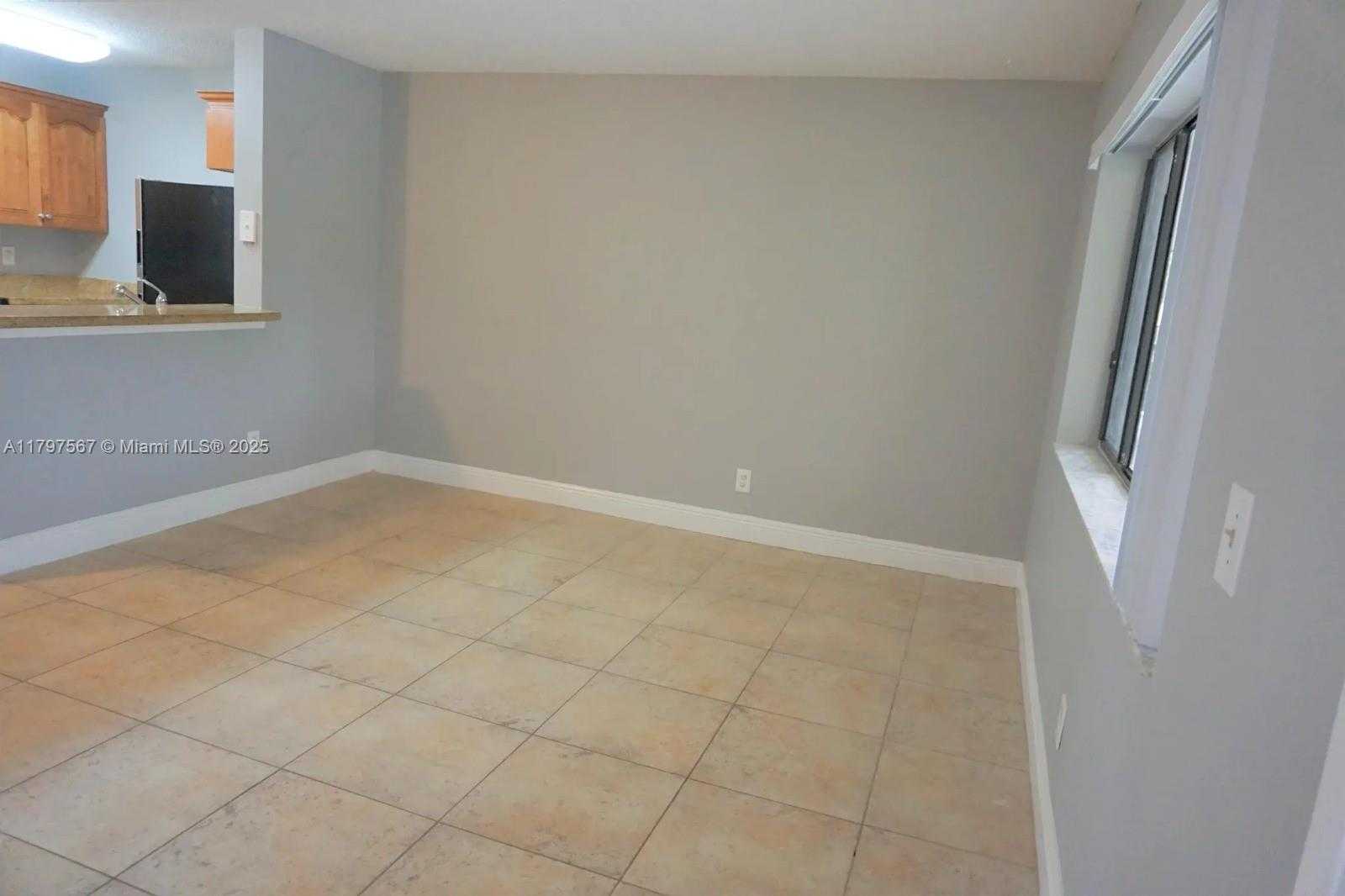 Small Image of 1722 Meadows Cir W, Boynton Beach, FL 33436, USA Number 20