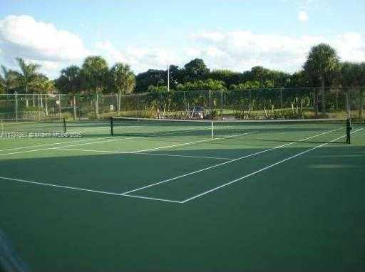 Small Image of 1722 Meadows Cir W, Boynton Beach, FL 33436, USA Number 7