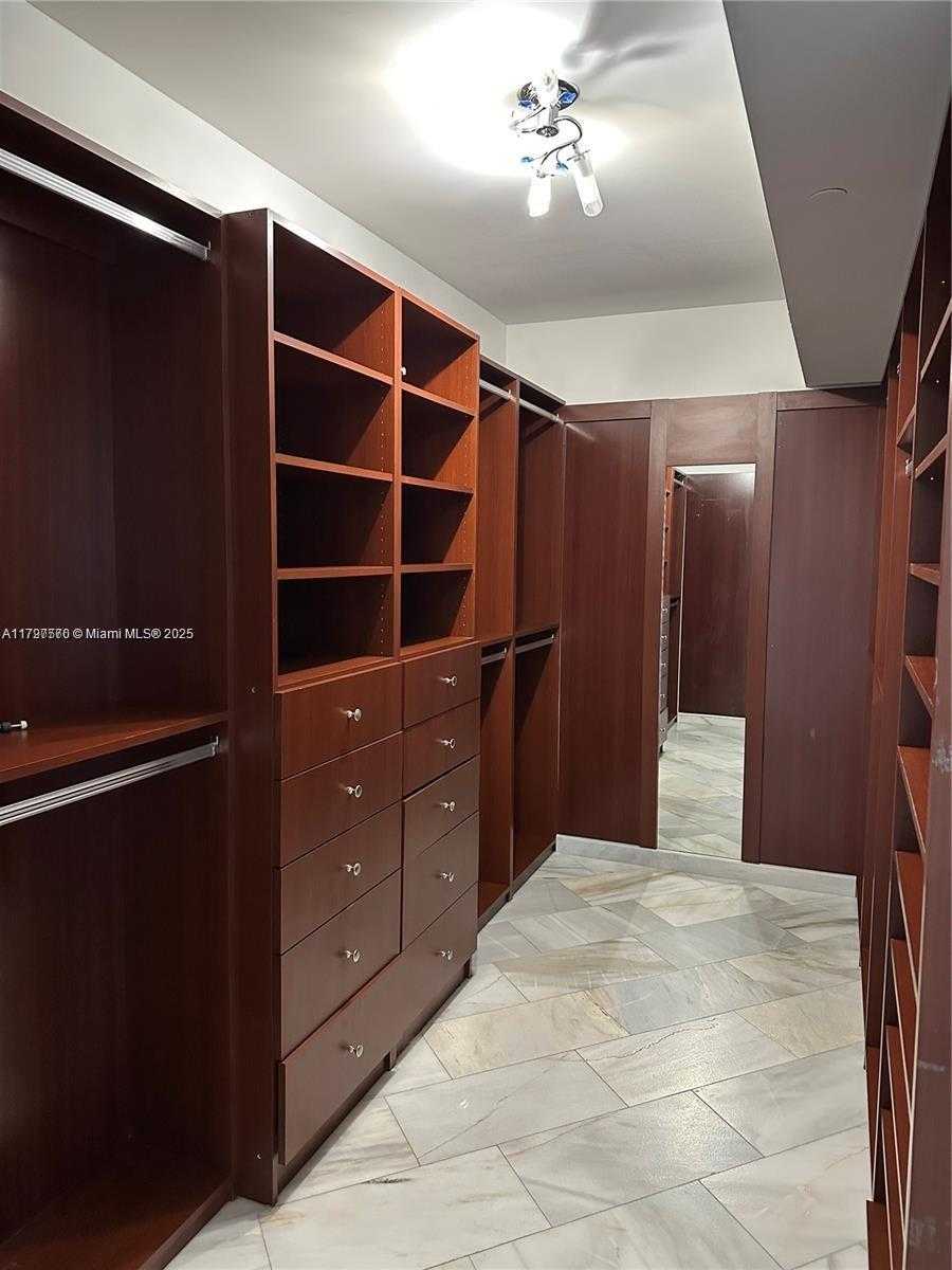 Small Image of 17201 COLLINS AVE #1605, Sunny Isles Beach Number 11