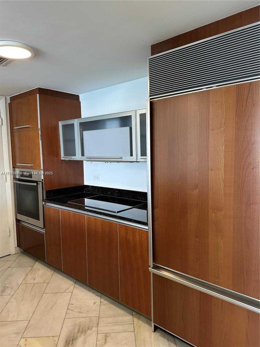 Small Image of 17201 COLLINS AVE #1605, Sunny Isles Beach Number 6