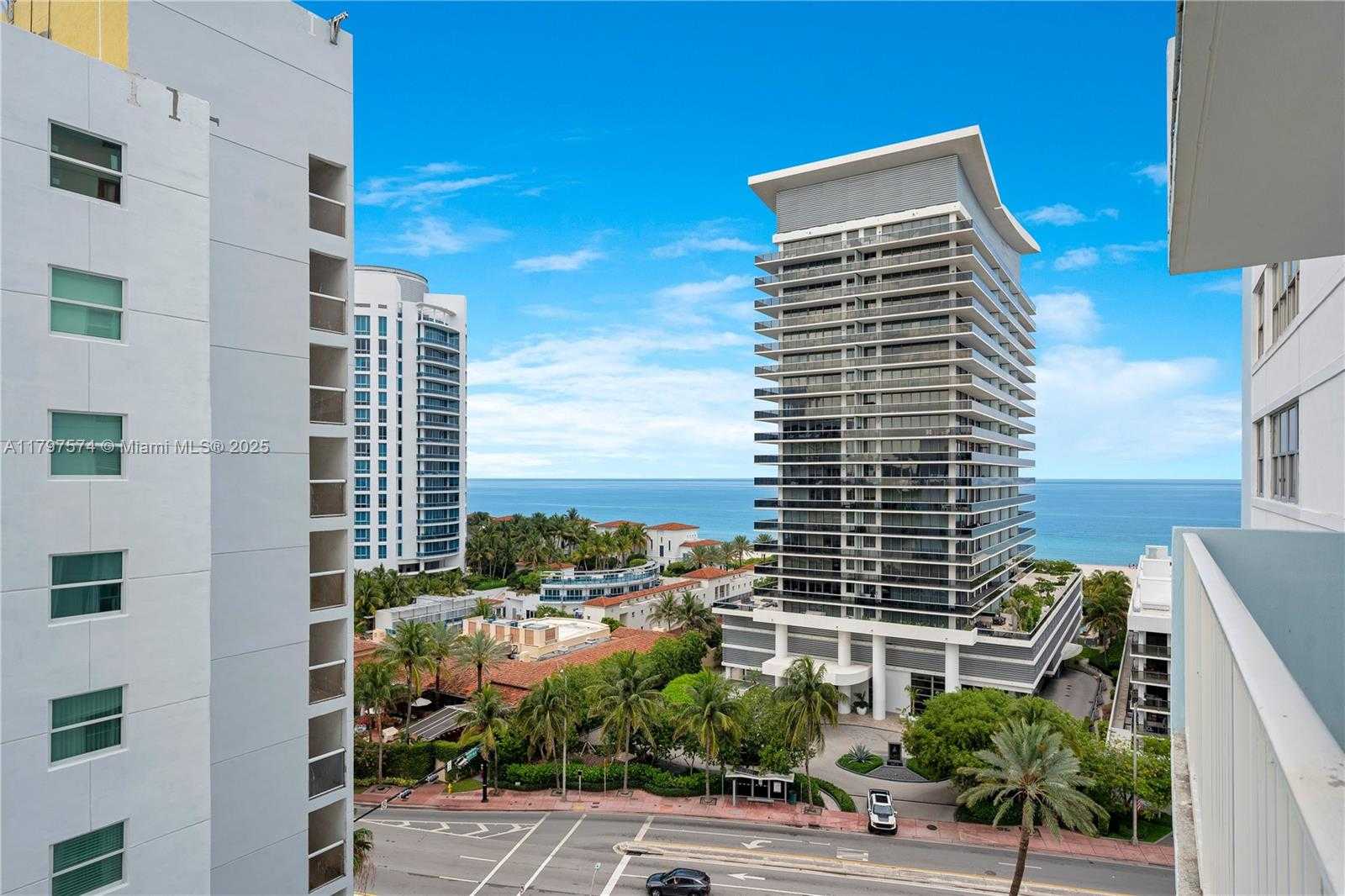 Small Image of 5838 COLLINS AVE #10E, Miami Beach Number 25