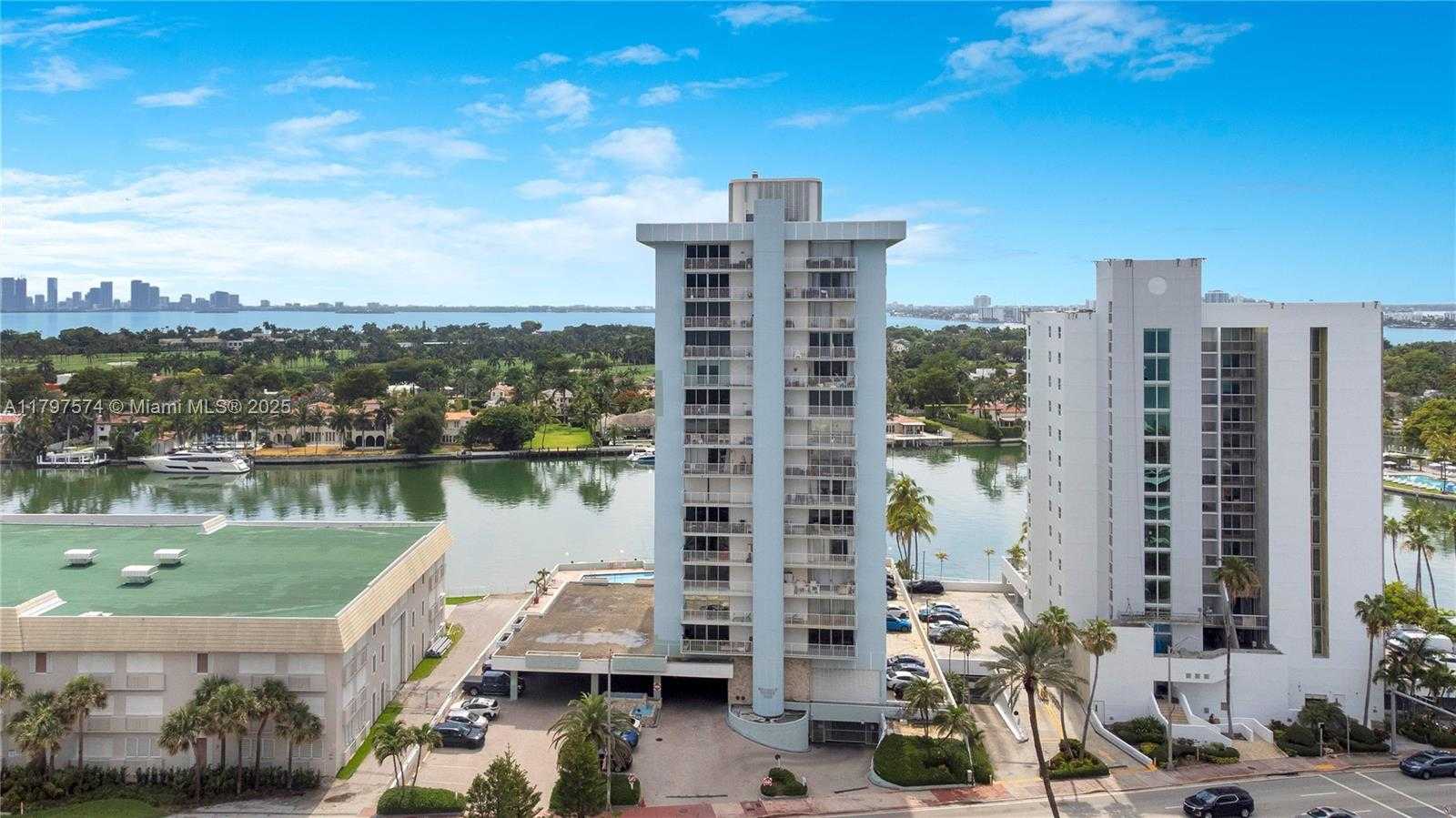 Small Image of 5838 COLLINS AVE #10E, Miami Beach Number 29