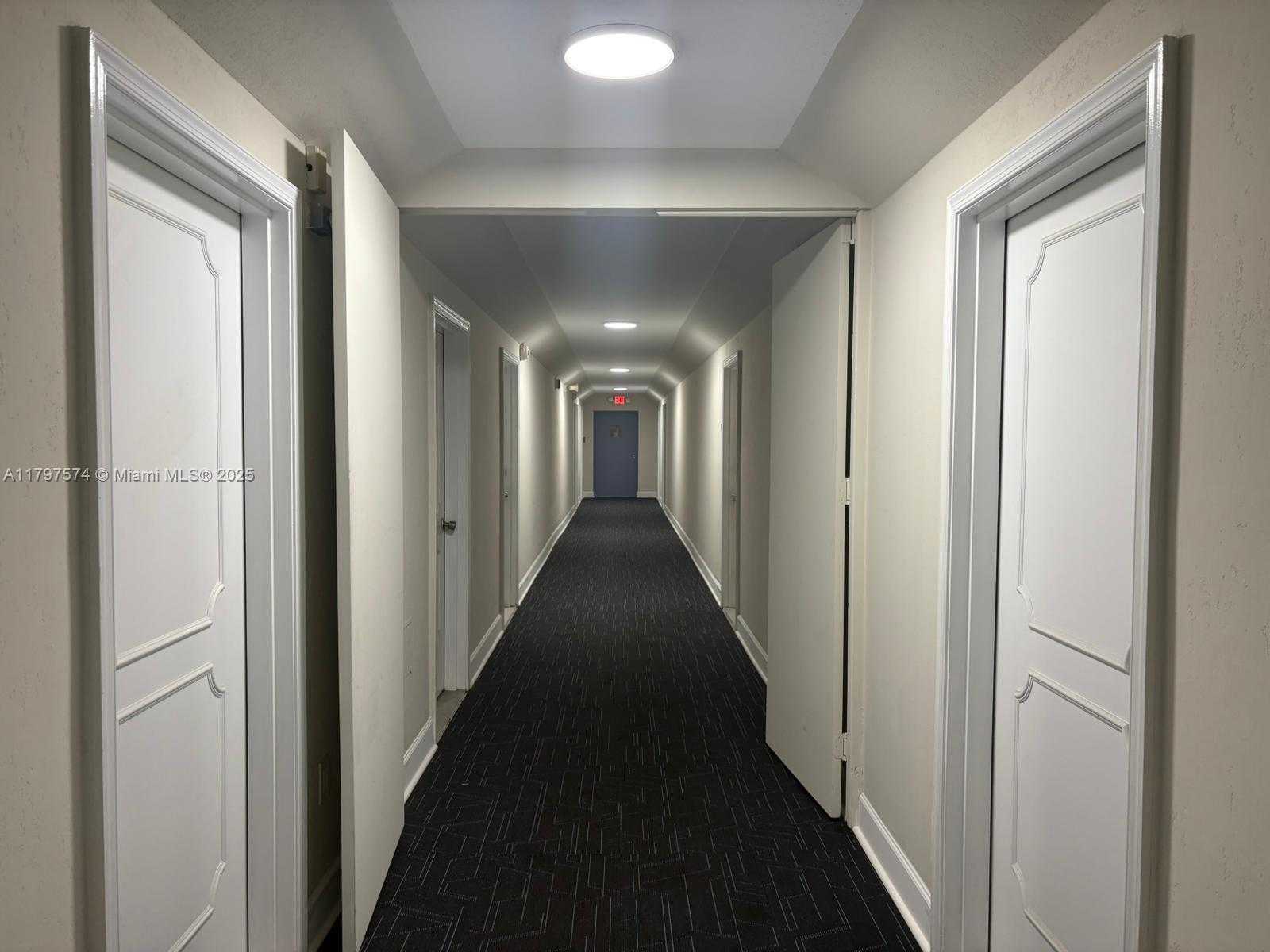 Small Image of 5838 COLLINS AVE #10E, Miami Beach Number 5