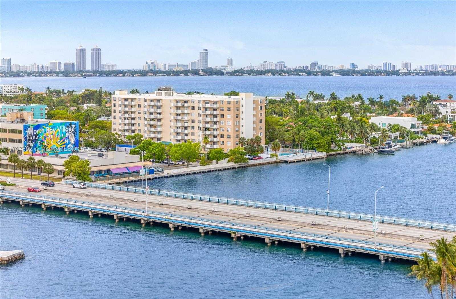 Small Image of 7910 HARBOR ISLAND DR #1208, North Bay Village Number 21
