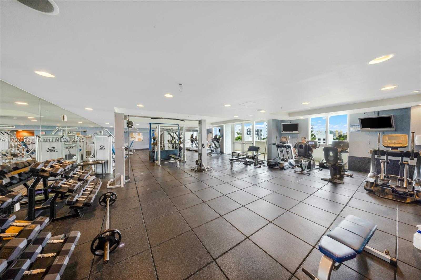Small Image of 7910 HARBOR ISLAND DR #1208, North Bay Village Number 27