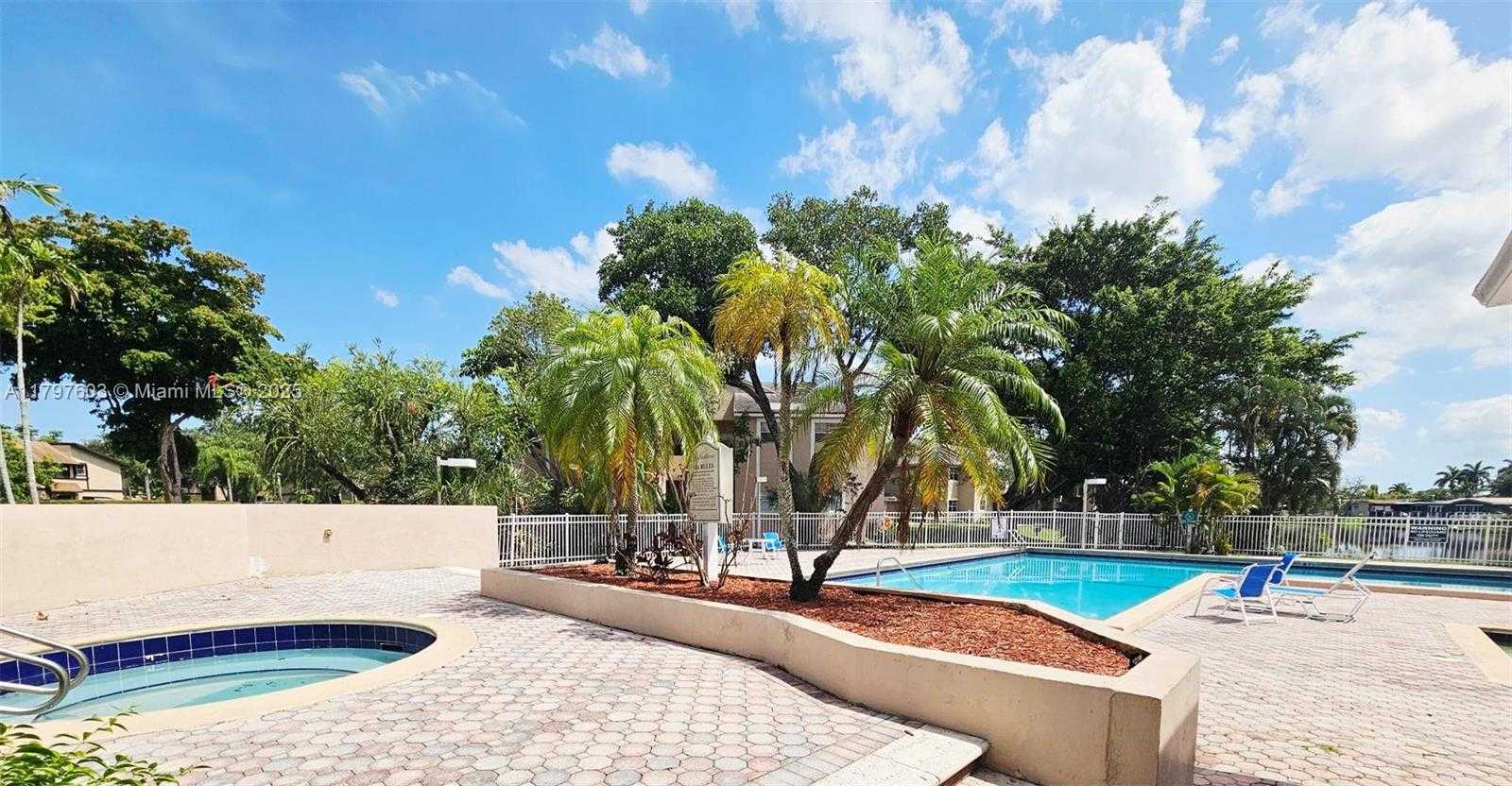 Small Image of 2151 NORTH WEST 96 TERR #15L, Pembroke Pines Number 16
