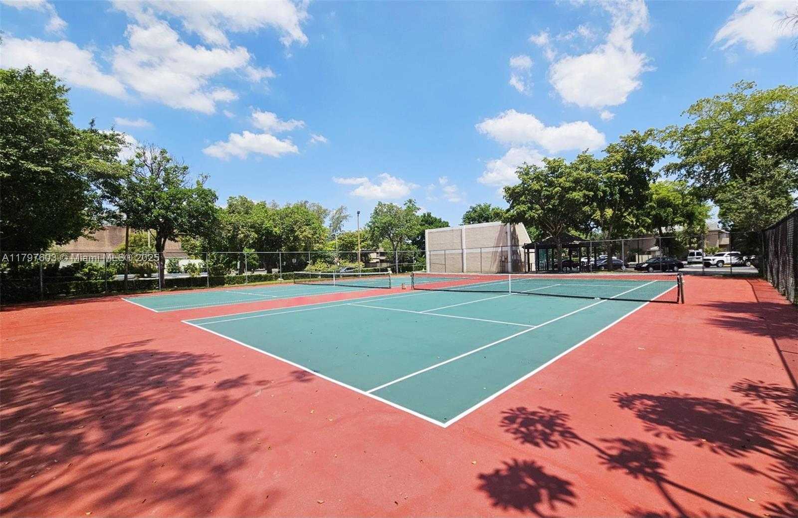 Small Image of 2151 NORTH WEST 96 TERR #15L, Pembroke Pines Number 19