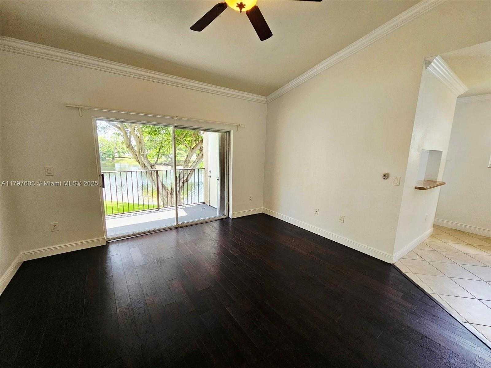 Small Image of 2151 NORTH WEST 96 TERR #15L, Pembroke Pines Number 6