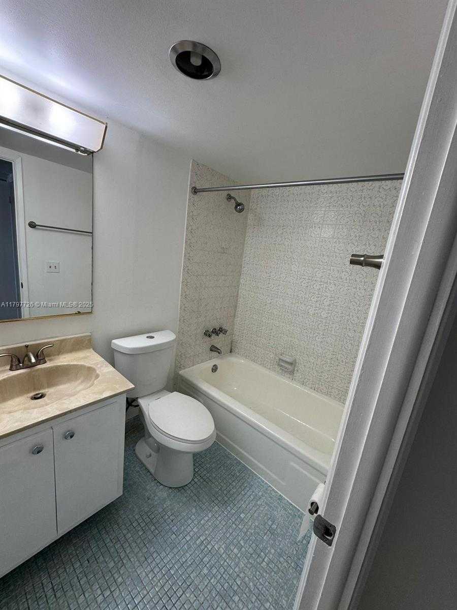 Small Image of 2851 NORTH EAST 183RD ST #501E, Aventura Number 13