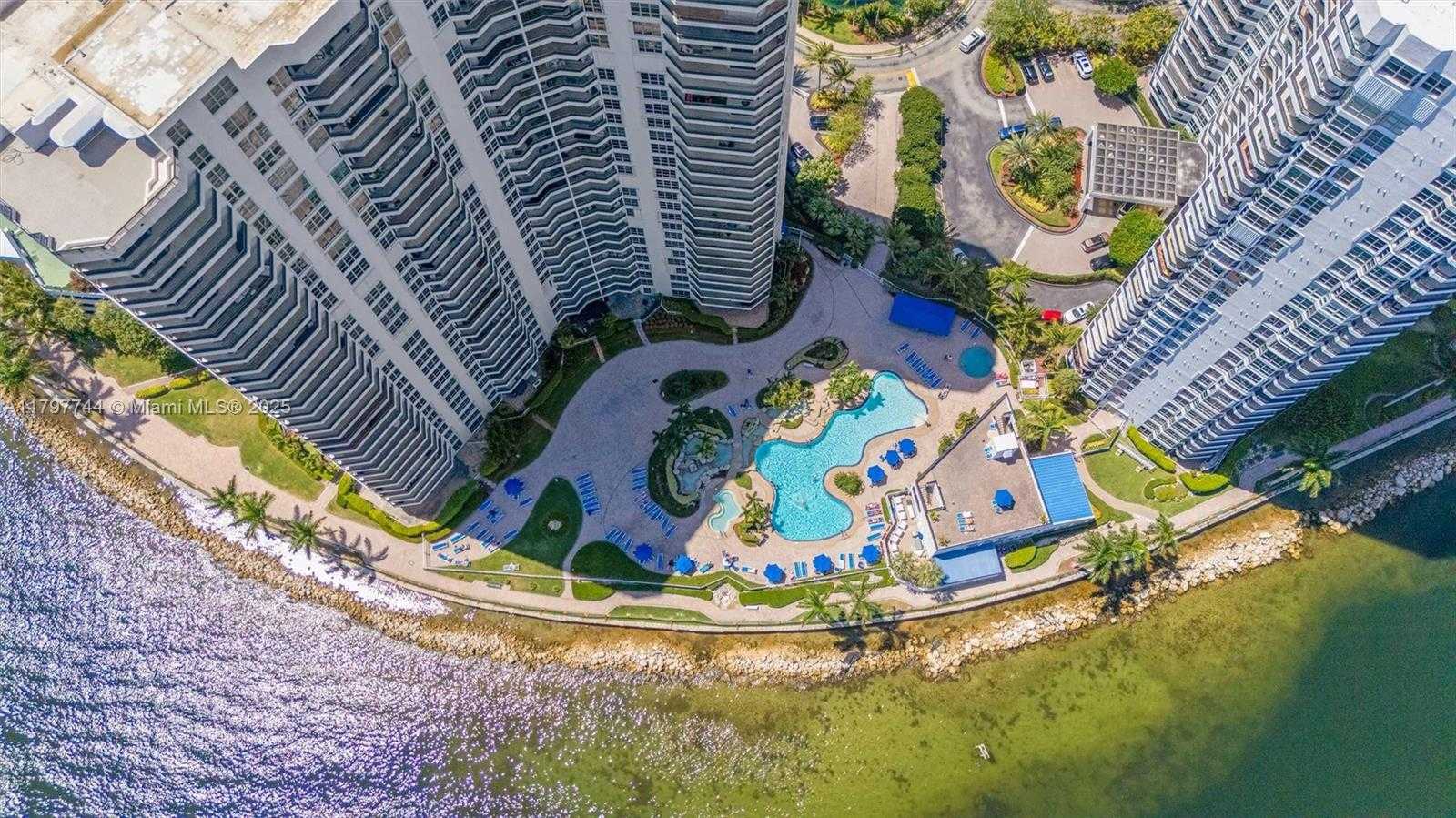 Small Image of 19101 NORTH EAST 36TH CT #2704, Aventura Number 26