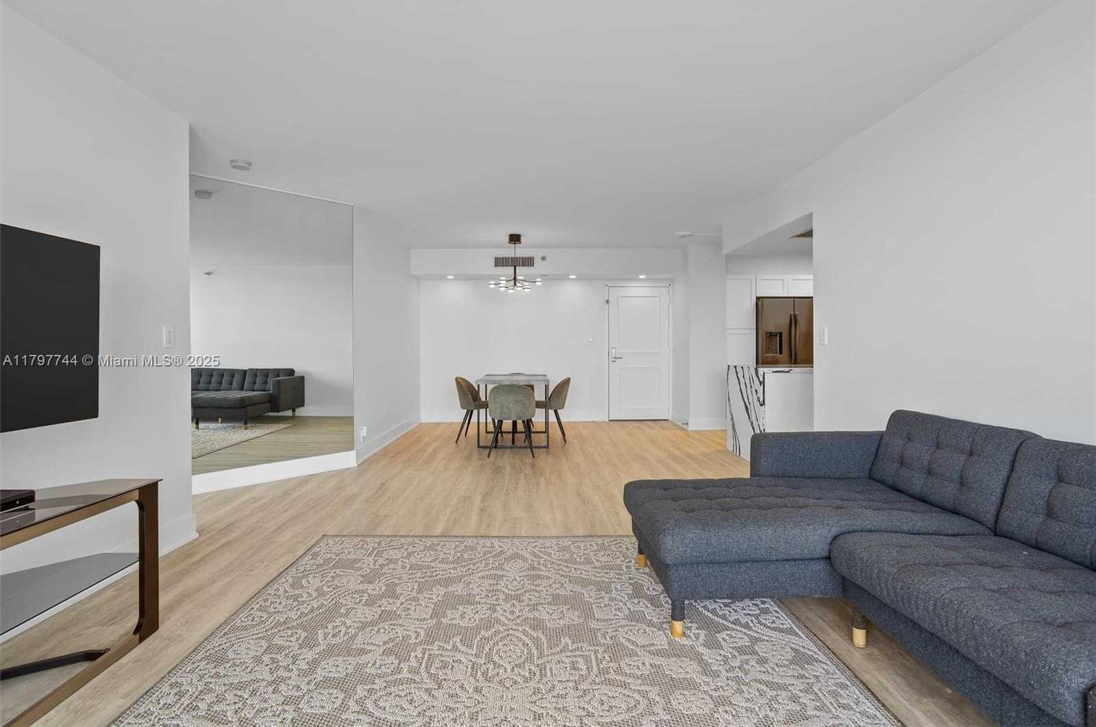Small Image of 19101 NORTH EAST 36TH CT #2704, Aventura Number 5