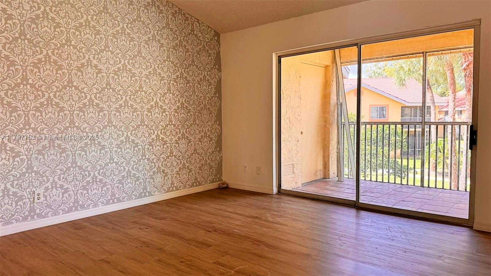 Small Image of 1084 CORAL CLUB DR #1084, Coral Springs Number 17