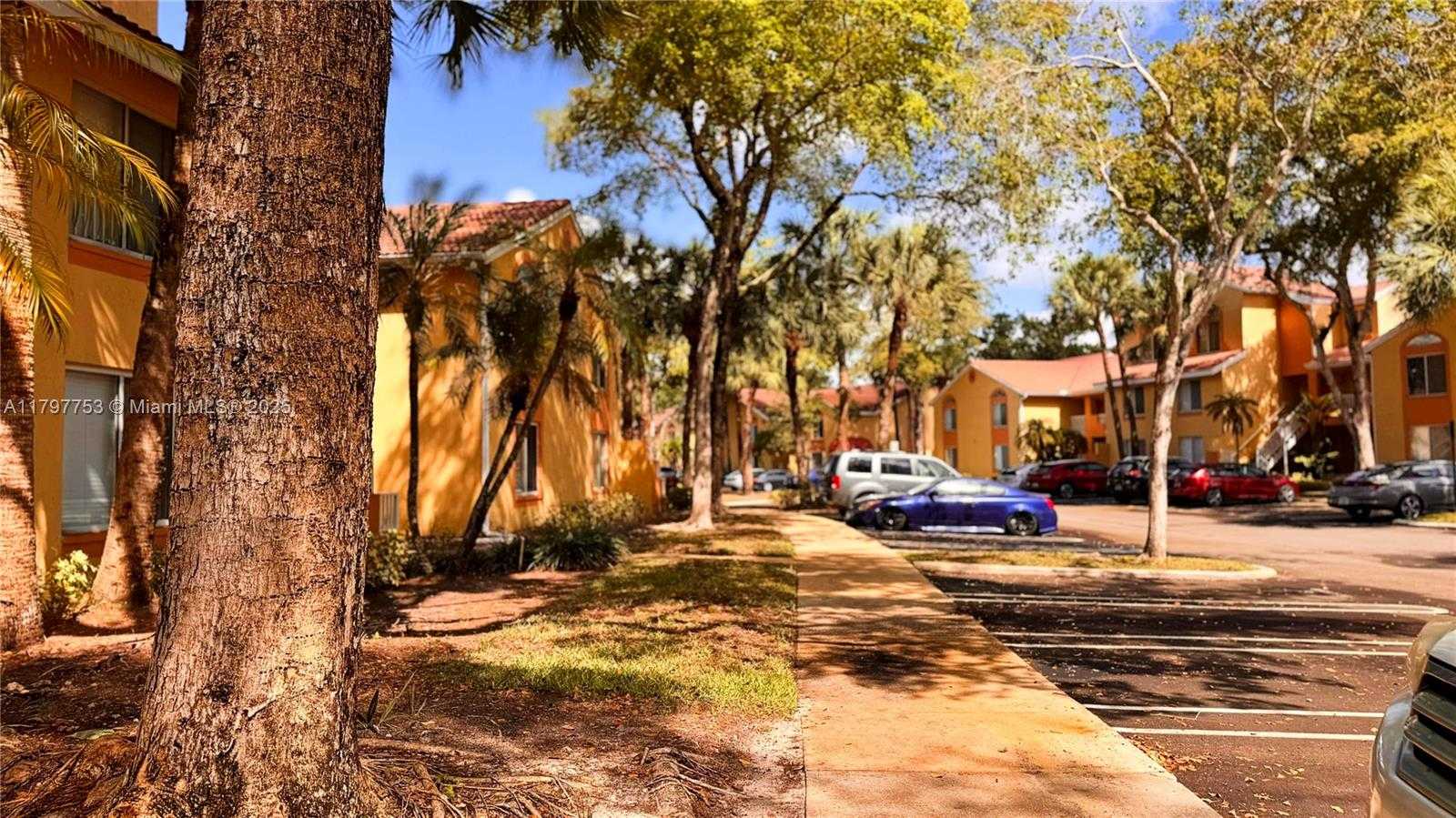 Small Image of 1084 CORAL CLUB DR #1084, Coral Springs Number 18