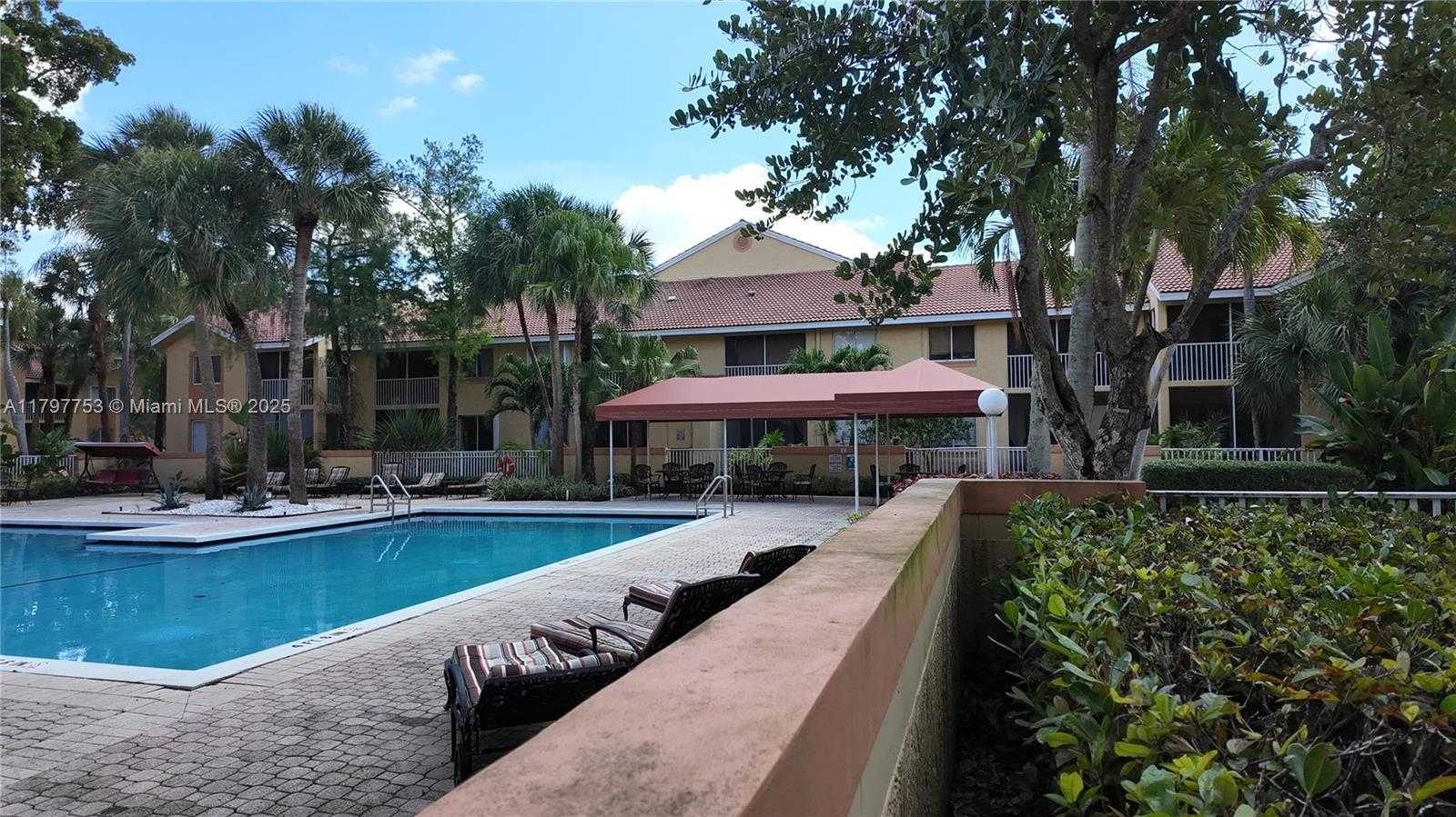 Small Image of 1084 CORAL CLUB DR #1084, Coral Springs Number 25