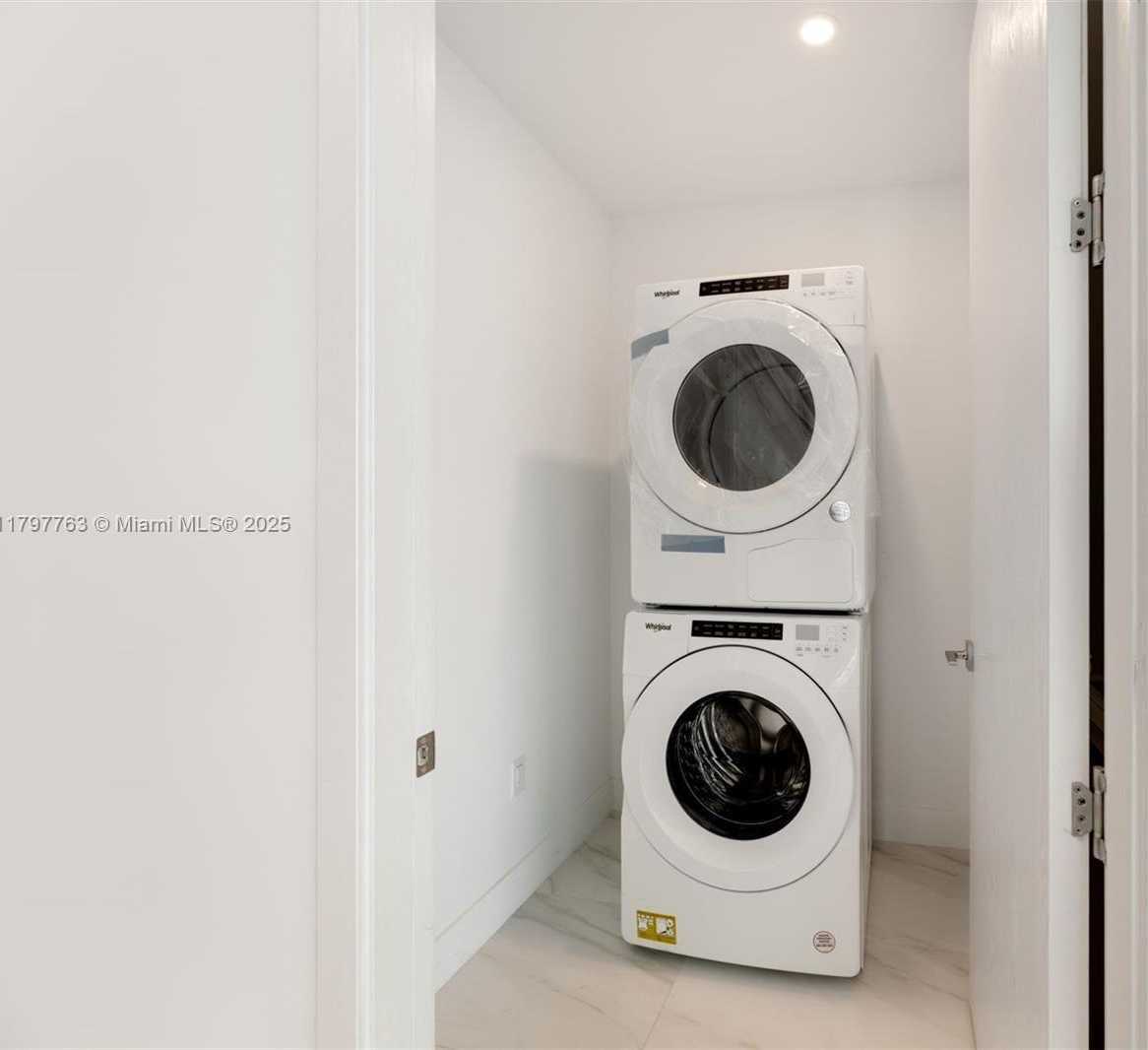 Small Image of 17550 COLLINS AVE #805, Sunny Isles Beach Number 26