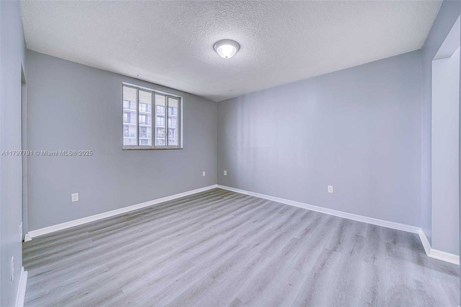 Small Image of 8888 COLLINS AVE #201, Surfside Number 17