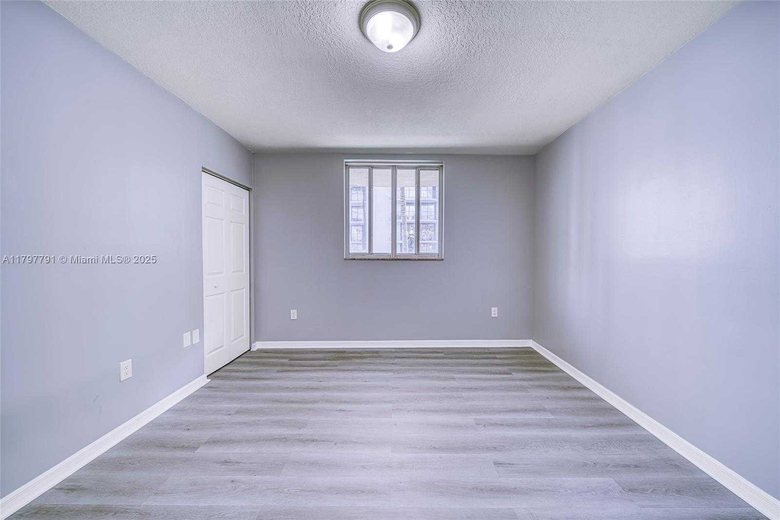 Small Image of 8888 COLLINS AVE #201, Surfside Number 18